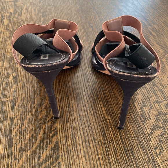 Strappy Manolo Sandals - Picture 6 of 11